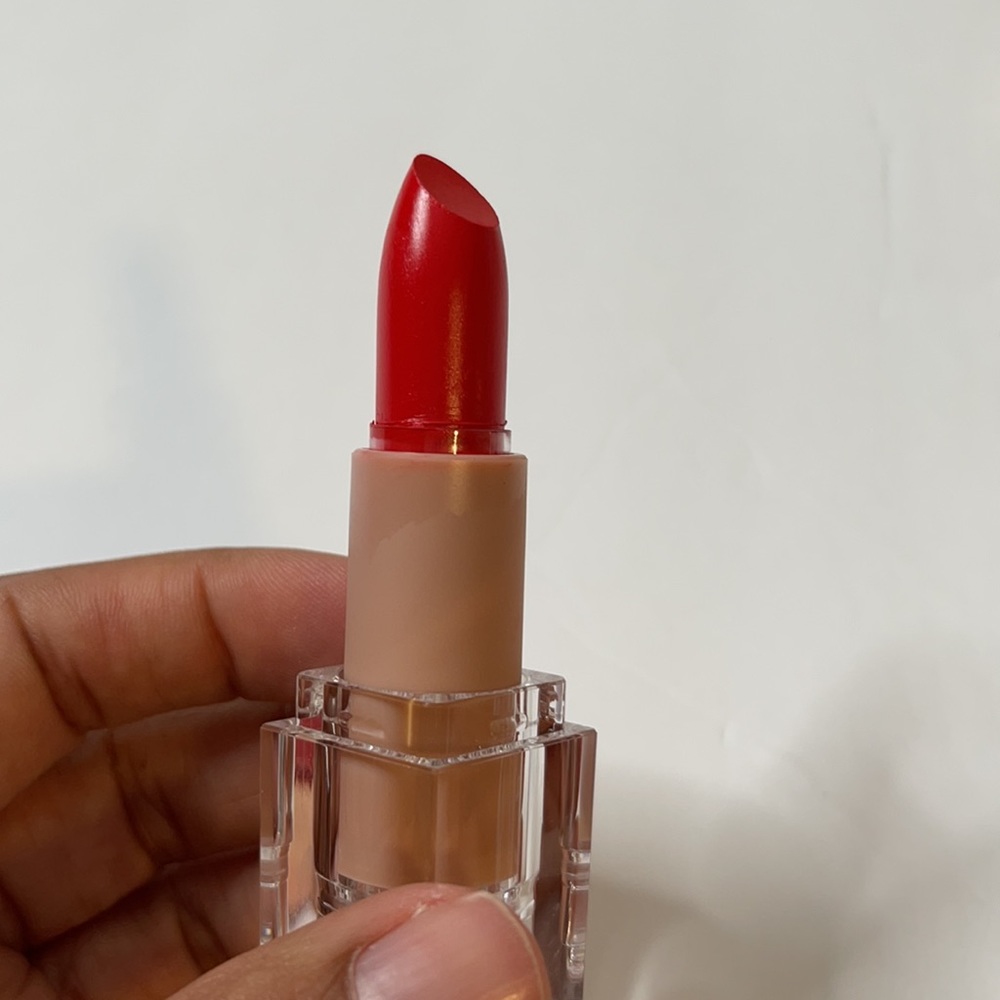 KKW beauty classic red lipstick - Picture 4 of 4